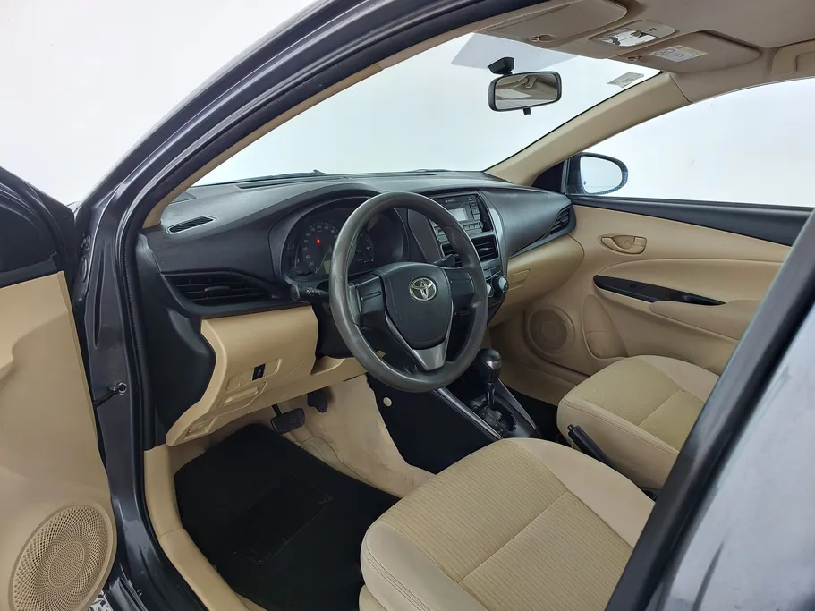 تويوتا يارس Y 2021 