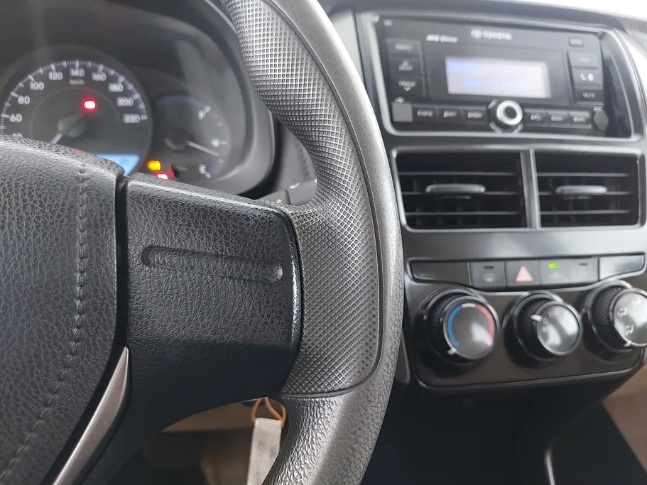 تويوتا يارس Y 2021 