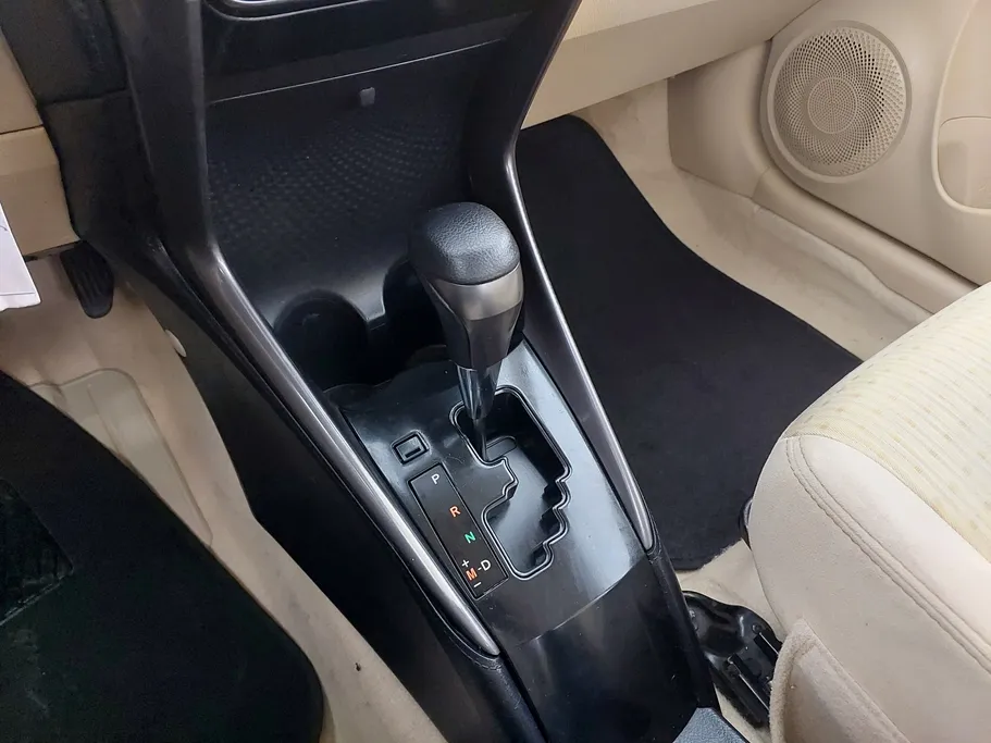 تويوتا يارس Y 2021 