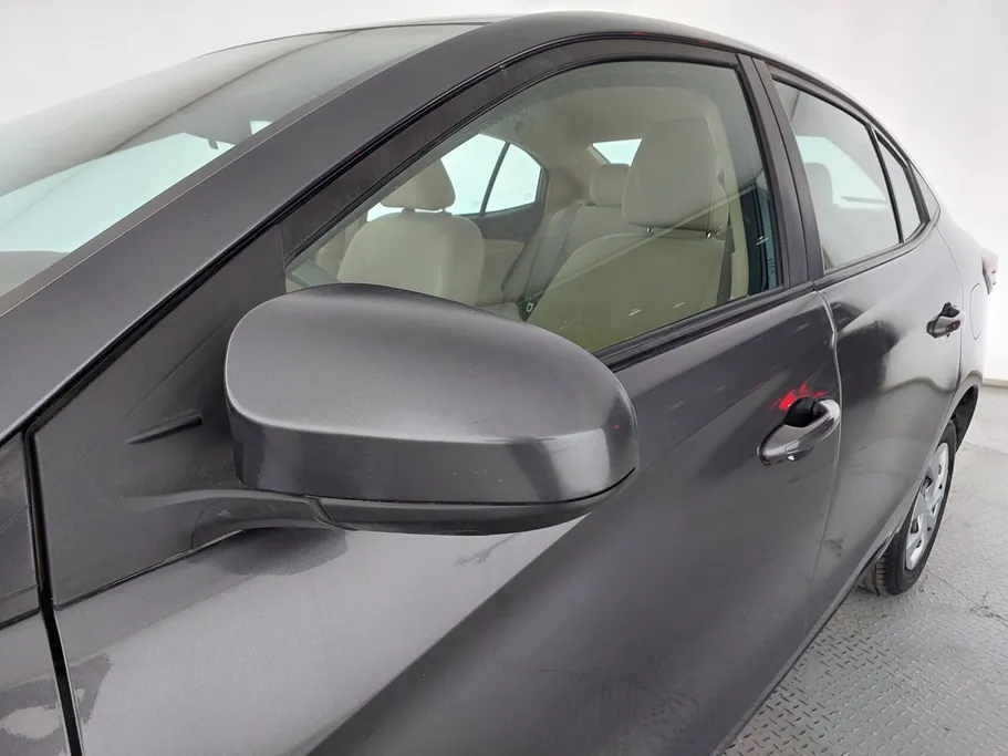 تويوتا يارس Y 2021 