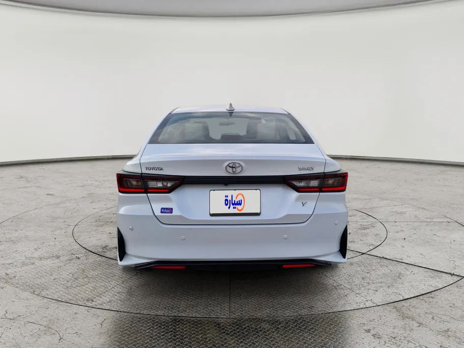 2023 Toyota Yaris  Y 