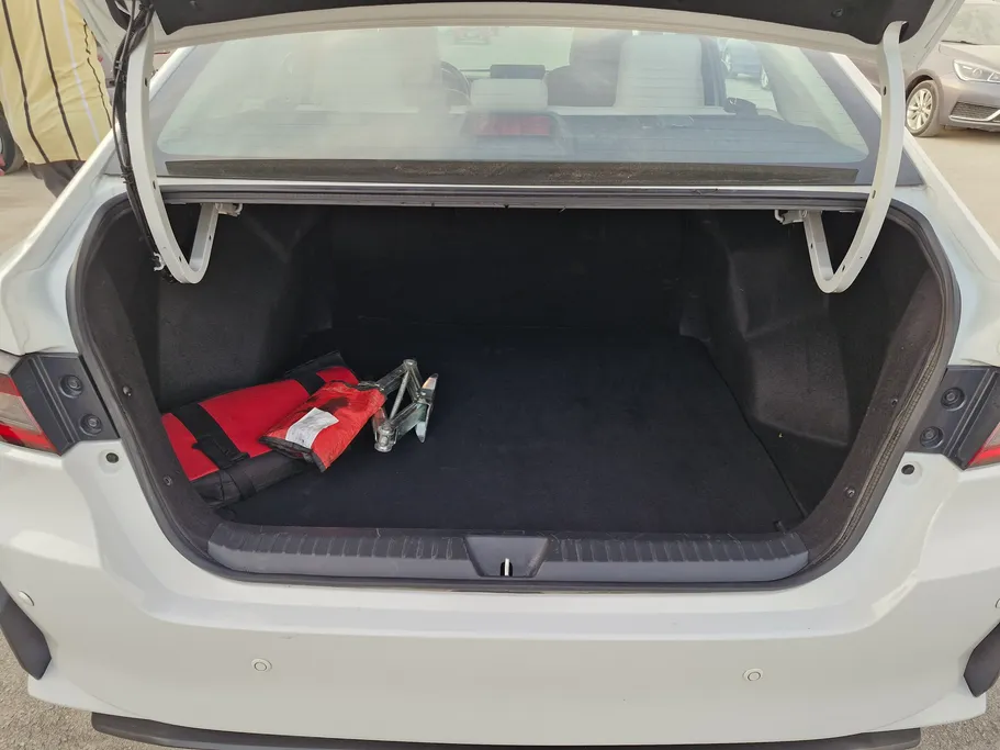 تويوتا يارس Y 2023 