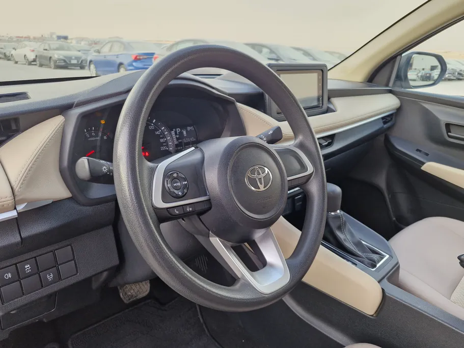 تويوتا يارس Y 2023 