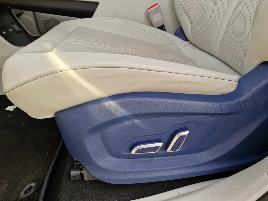 ام جي ويل لاكجري 2024 