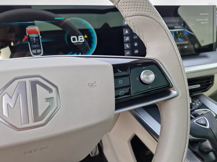 ام جي ويل لاكجري 2024 