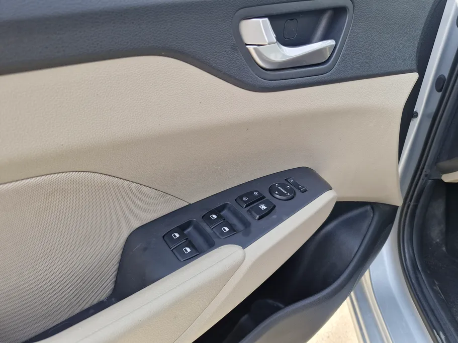 هيونداي اكسنت سمارت 2023 