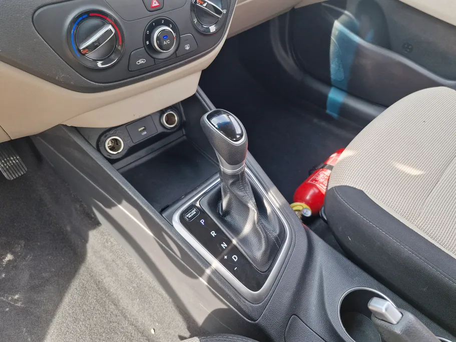 هيونداي اكسنت سمارت 2023 