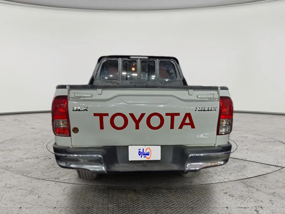 تويوتا هايلكس DLX 2022 