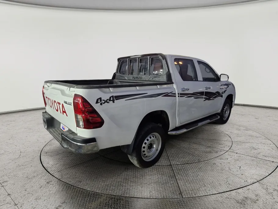 تويوتا هايلكس DLX 2022 