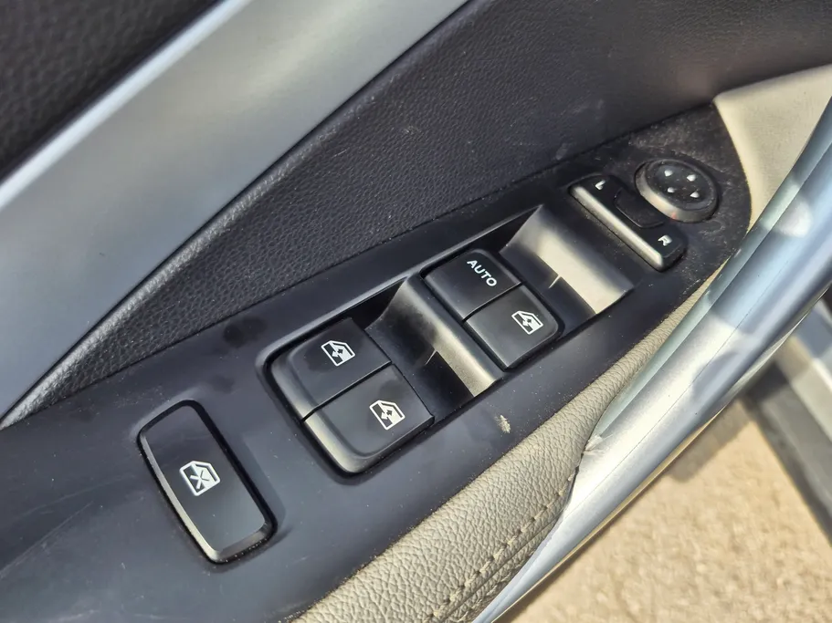 2023 Chevrolet Groove LT 