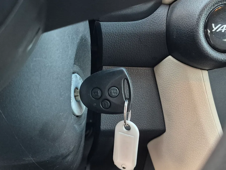 تويوتا يارس Y 2023 