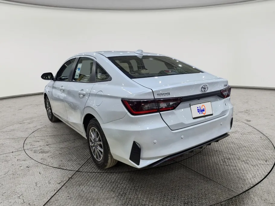 تويوتا يارس Y 2023 