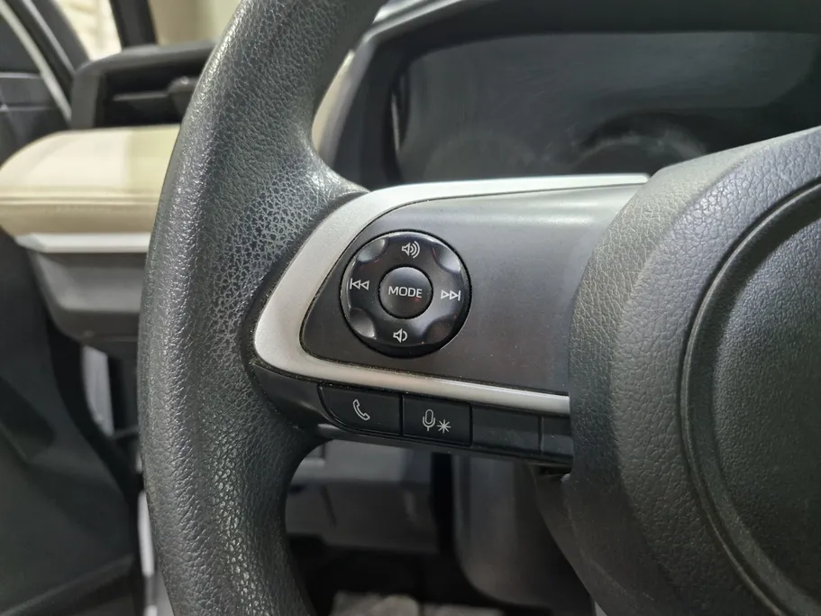 تويوتا يارس Y 2023 