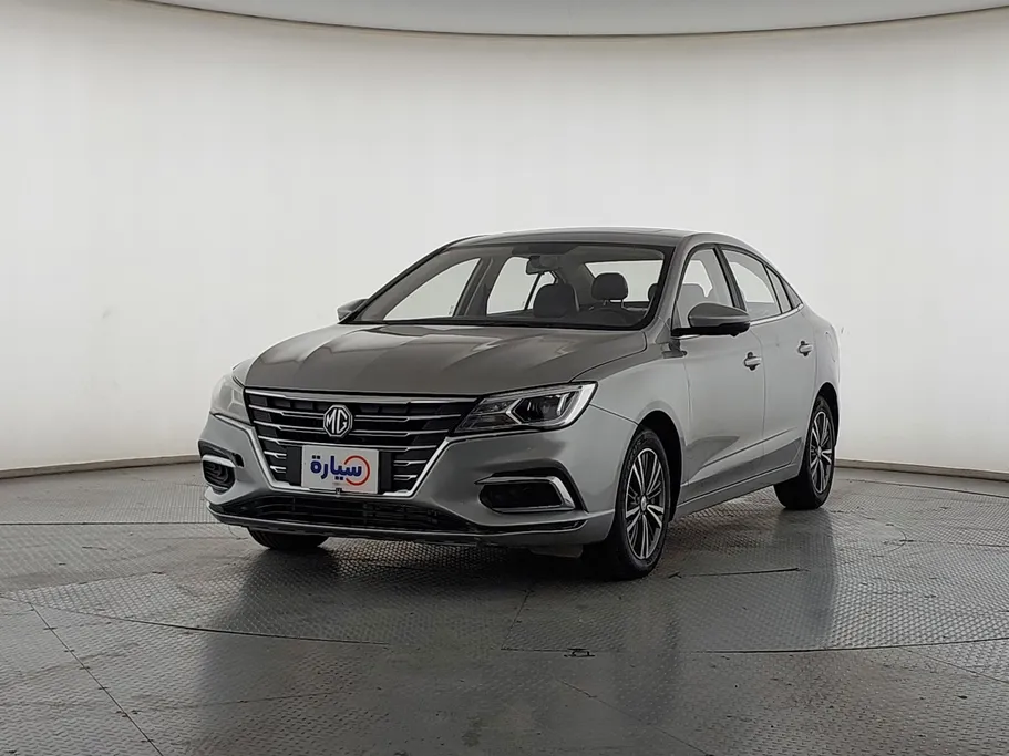 ام جي 5 LUX 2023 