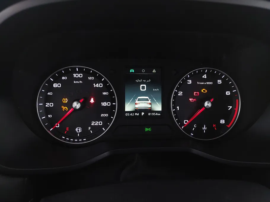 ام جي 5 LUX 2023 