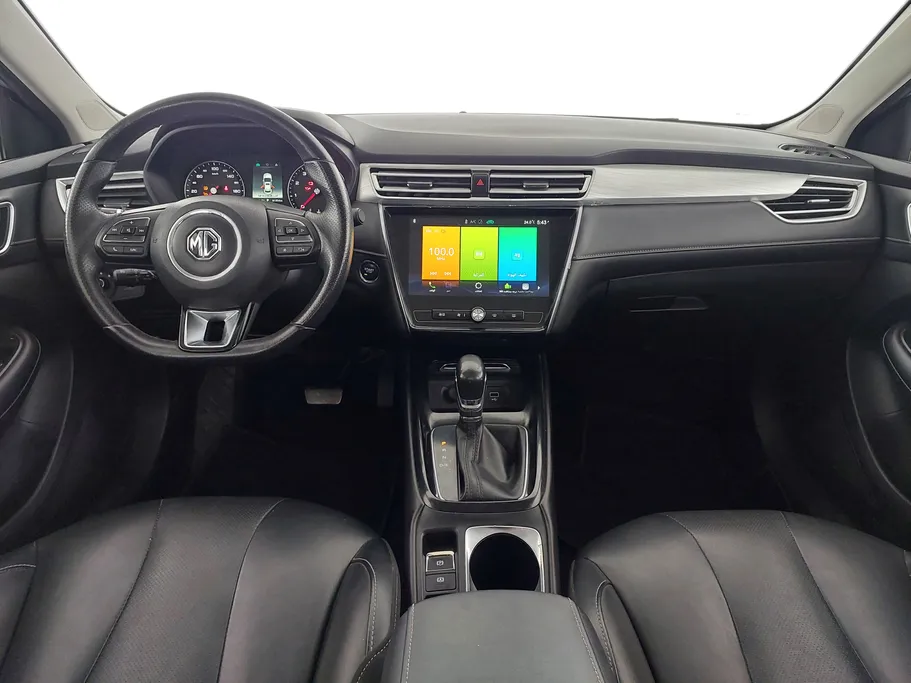 ام جي 5 LUX 2023 