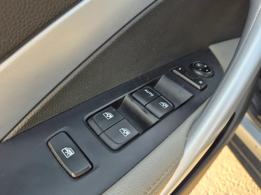 2023 Chevrolet Groove LT 