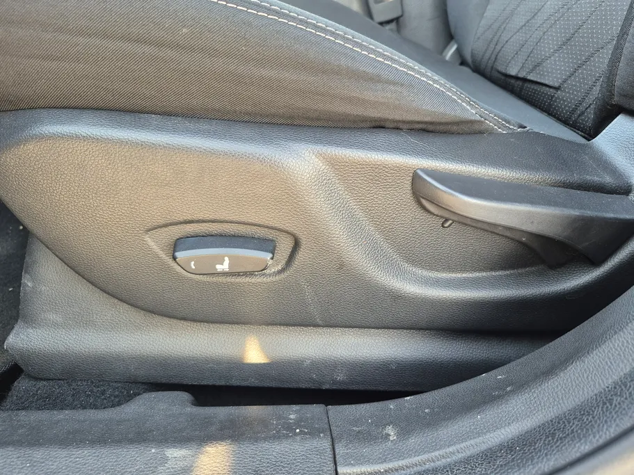 2023 Chevrolet Groove LT 