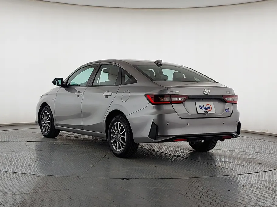 2023 Toyota Yaris  Y 