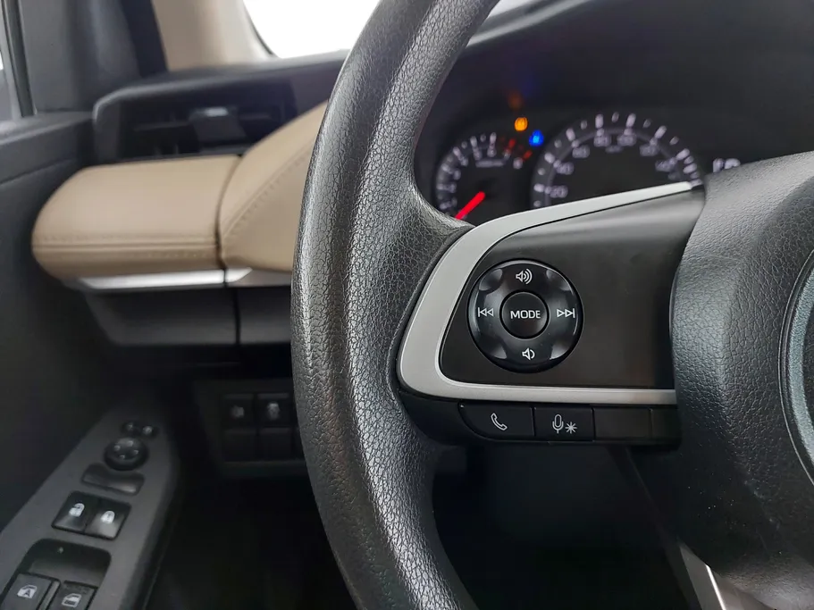 2023 Toyota Yaris  Y 