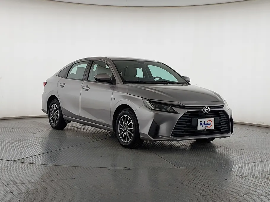 2023 Toyota Yaris  Y 