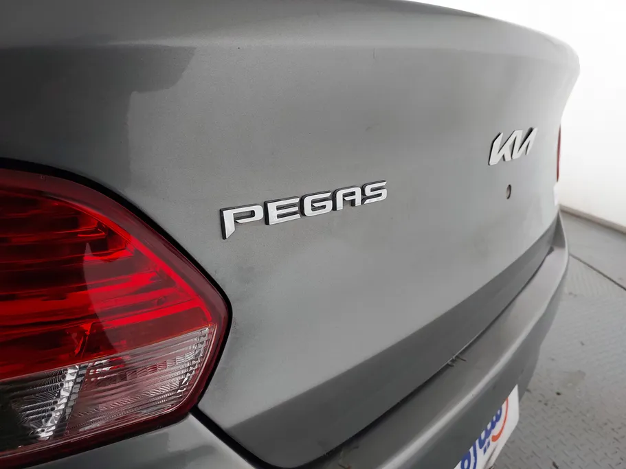 2022 Kia Pegas LX 