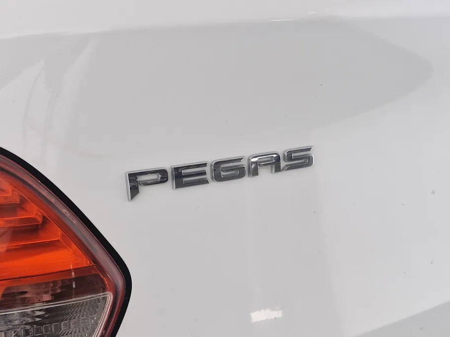 2022 Kia Pegas LX 