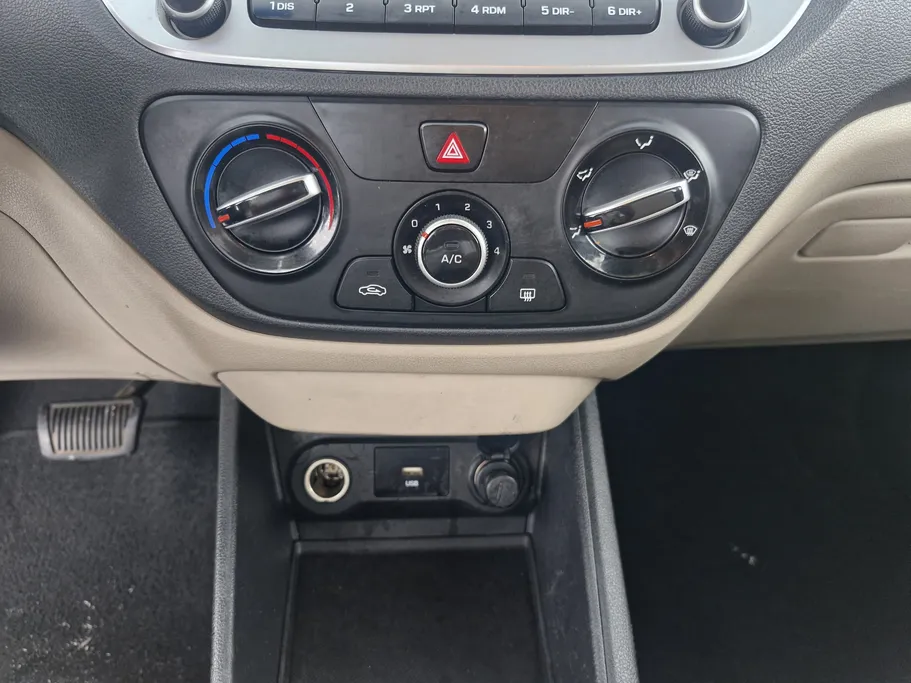 هيونداي اكسنت سمارت 2022 