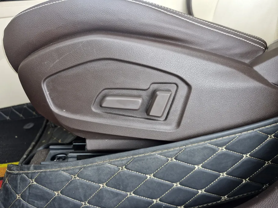 2023 FAW Bestune T77  