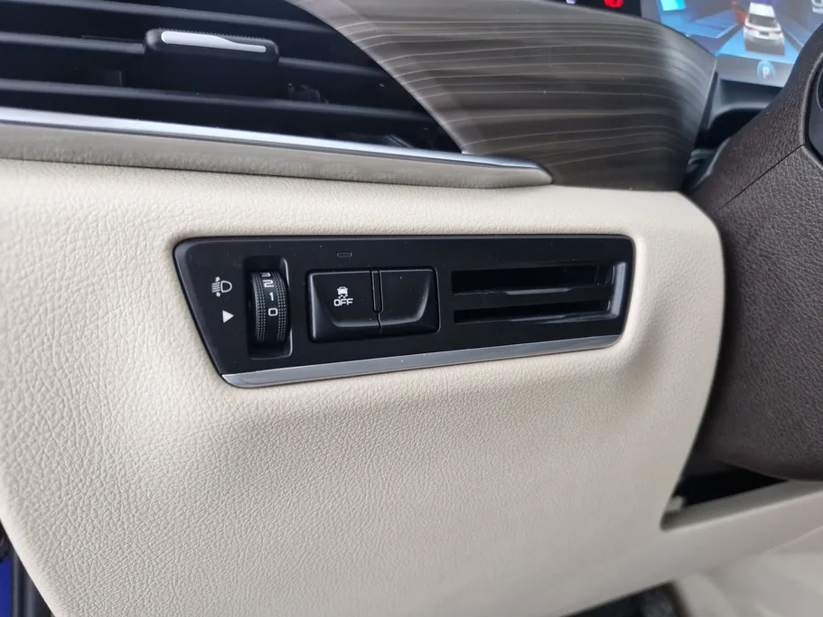 2023 FAW Bestune T77  