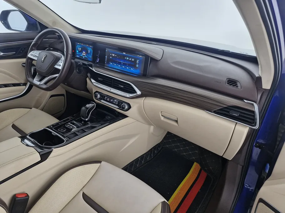 2023 FAW Bestune T77  