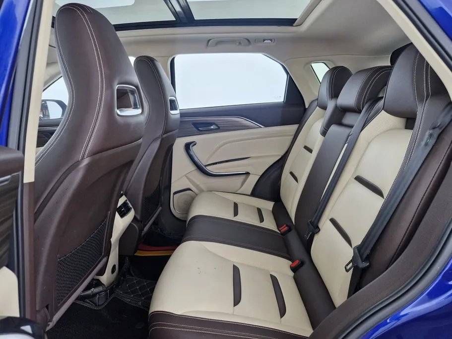 2023 FAW Bestune T77  