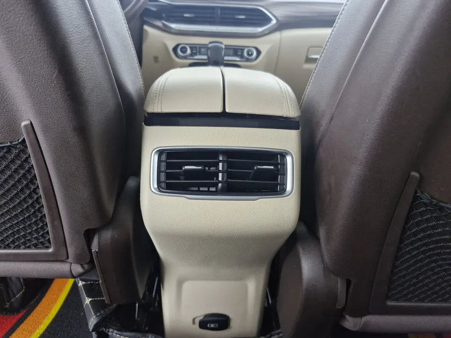 2023 FAW Bestune T77  