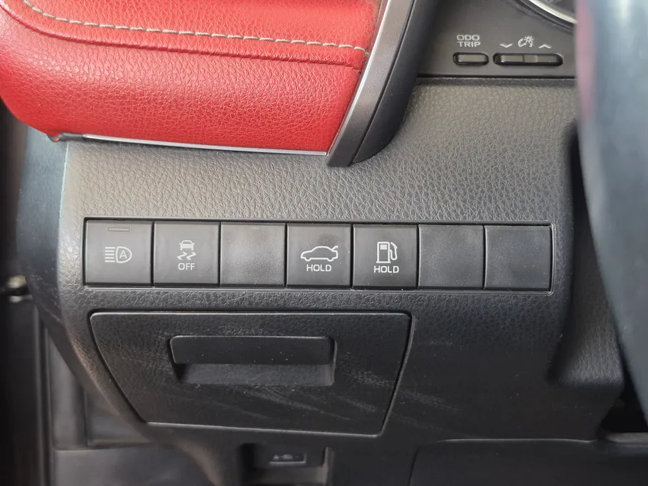 تويوتا كامري جراندي 2023 