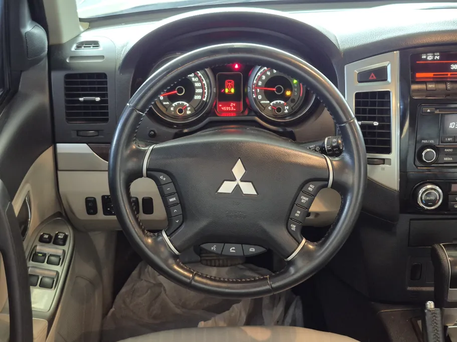 2022 Mitsubishi Pajero GLS 5Doors 