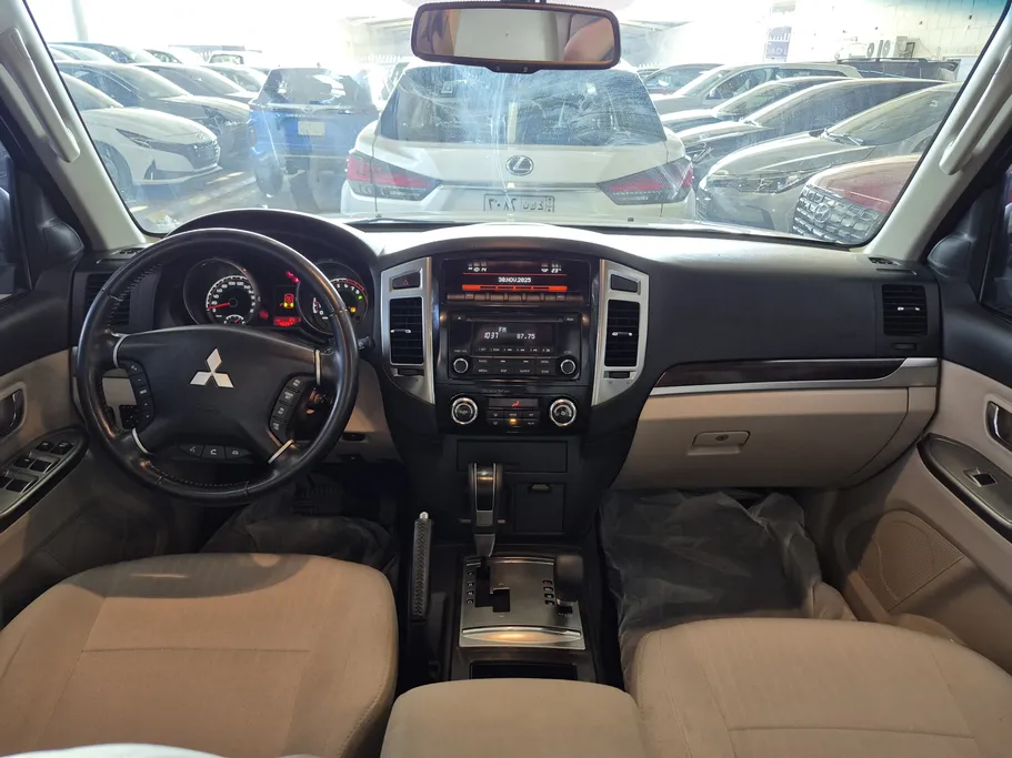 2022 Mitsubishi Pajero GLS 5Doors 