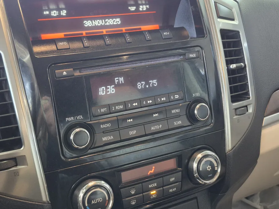 2022 Mitsubishi Pajero GLS 5Doors 