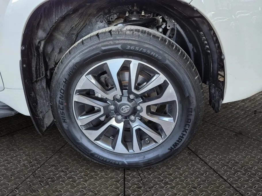 تويوتا برادو TXL 2022 