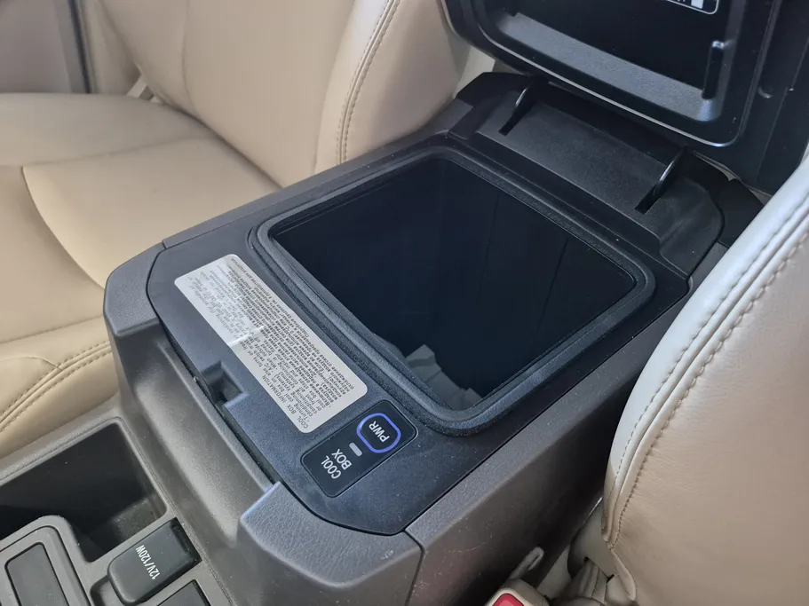 تويوتا برادو TXL 2022 