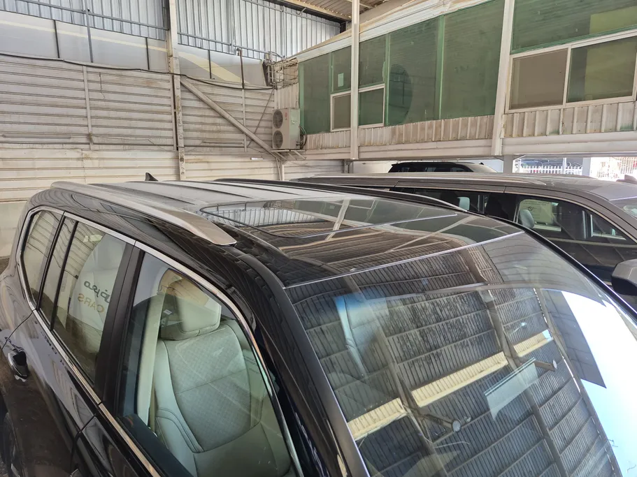 2023 Toyota Land Cruiser VXR 