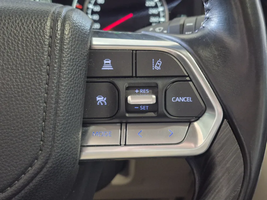 2023 Toyota Land Cruiser VXR 