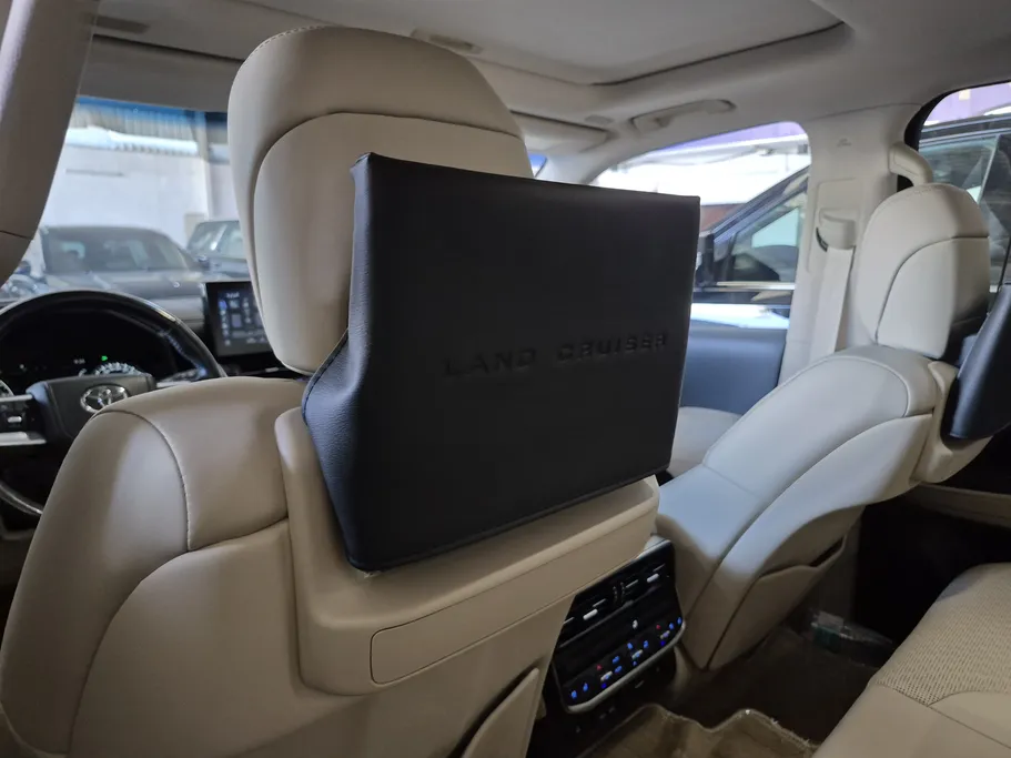 2023 Toyota Land Cruiser VXR 