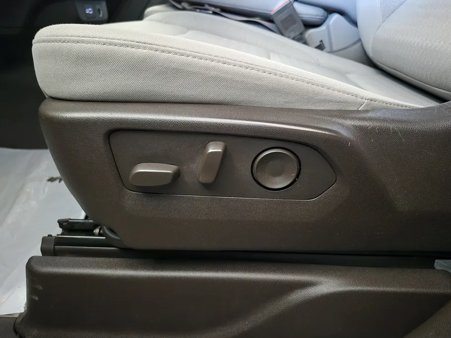 جي إم سي  يوكن SLE 2023 