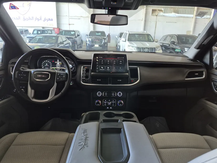 جي إم سي  يوكن SLE 2023 