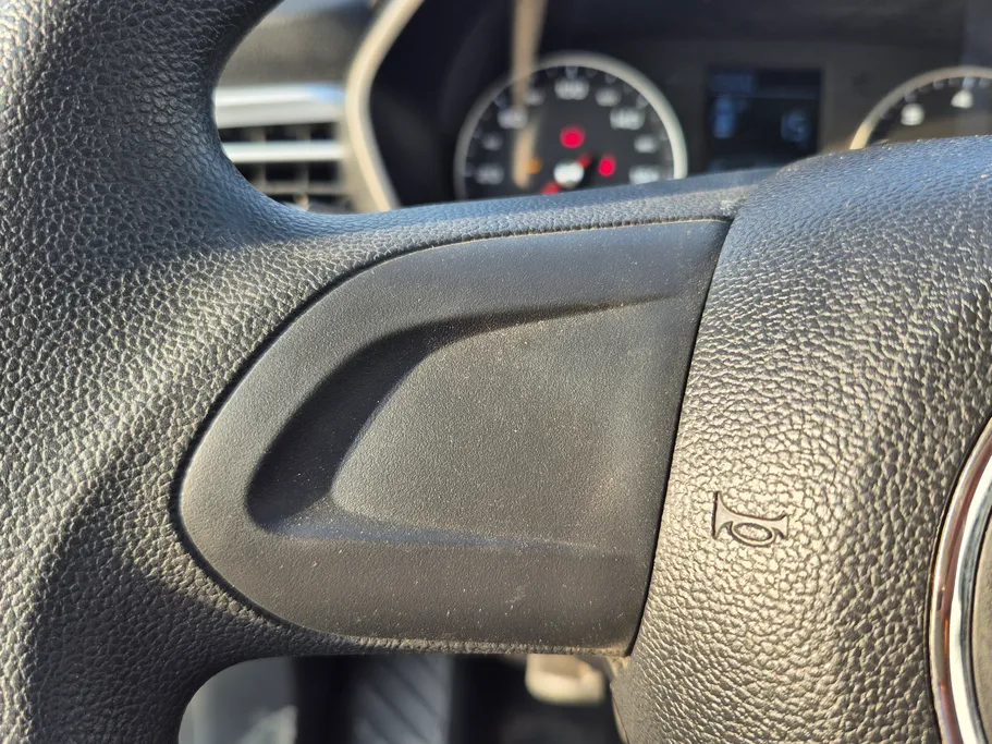 ام جي 5 STD 2023 