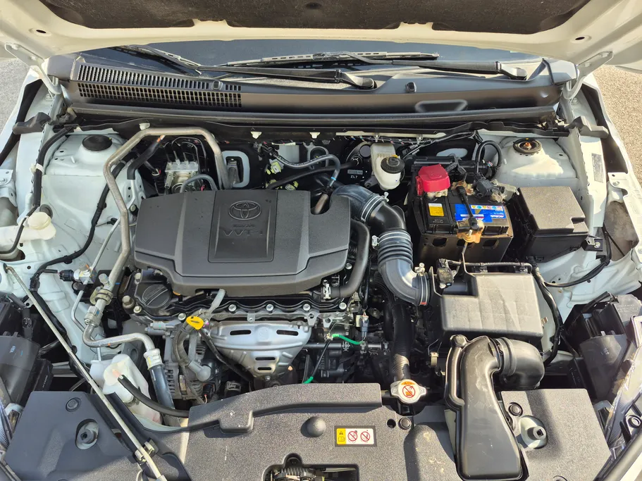 2023 Toyota Yaris  Y 