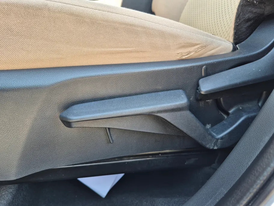 2023 Toyota Yaris  Y 