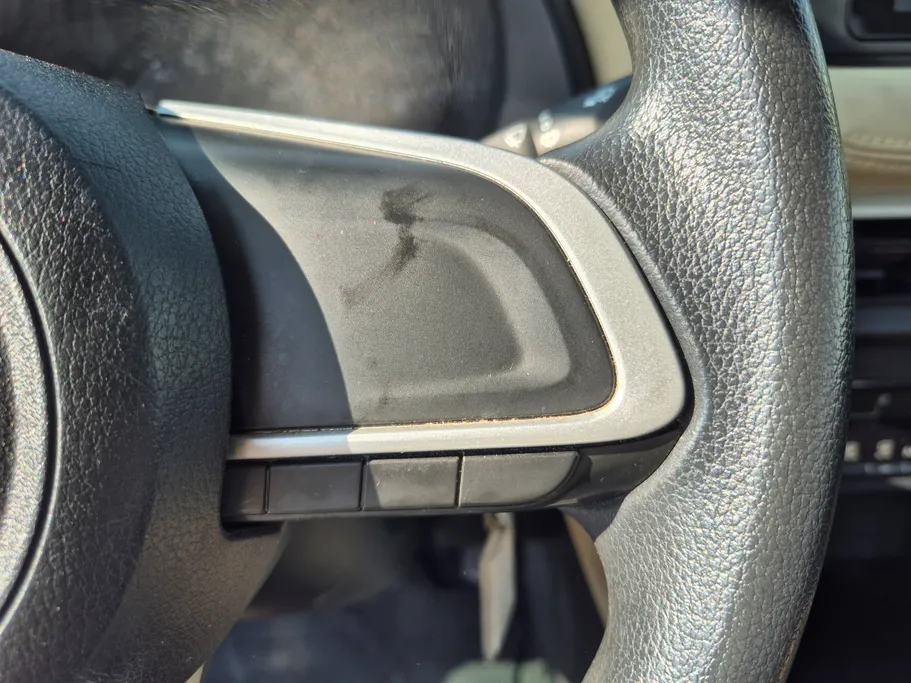 2023 Toyota Yaris  Y 