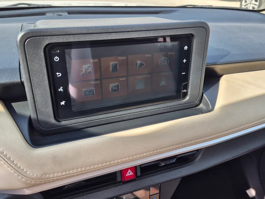 2023 Toyota Yaris  Y 