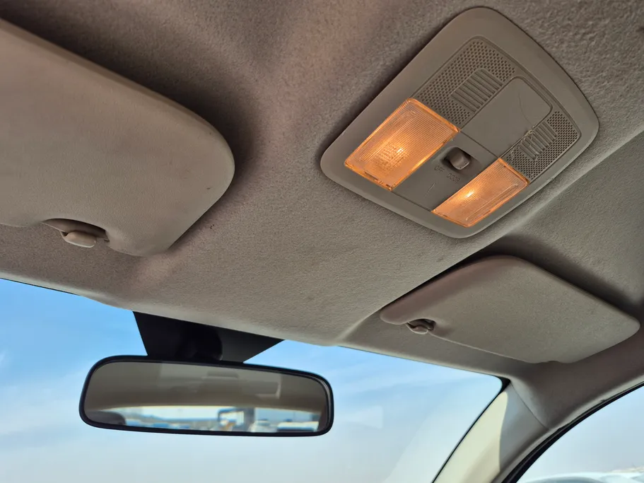 2023 Toyota Yaris  Y 